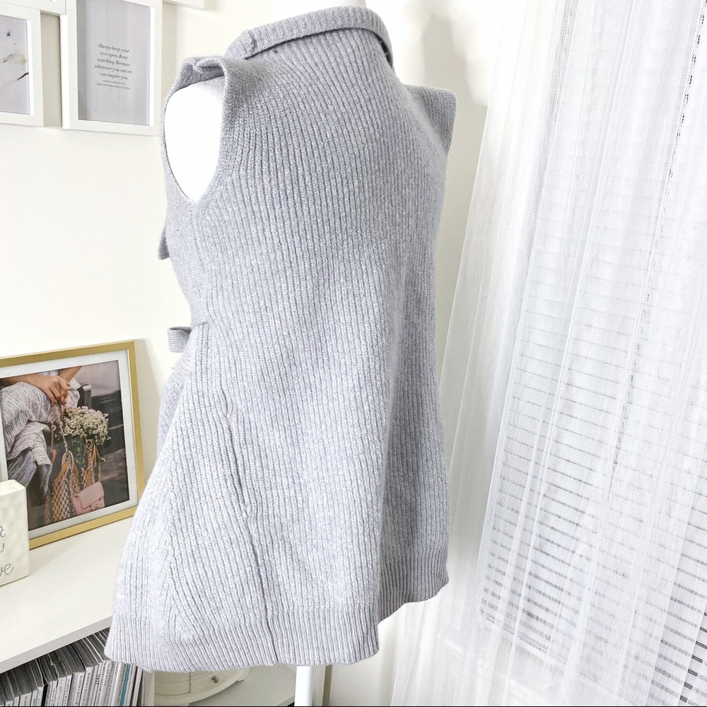Weekend MaxMara Gray Wrap Virgin Wool Vest Medium - Picture 3 of 6